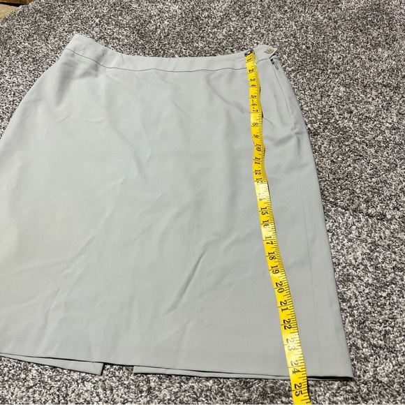 Giorgio Armani Business Casual Skirt W/ Back Slit, Size 46 Grey / Beige - Picture 2 of 10